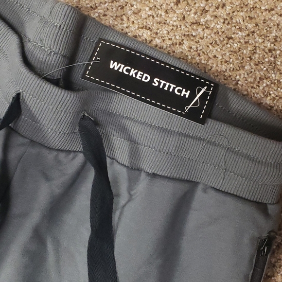 Pants - Picture 2 of 3